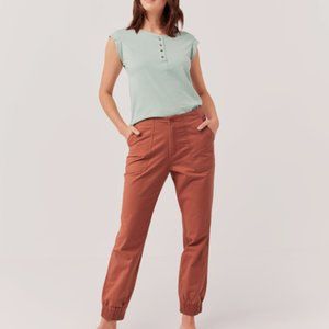 Woven Twill Utility Jogger in Adobe Size M